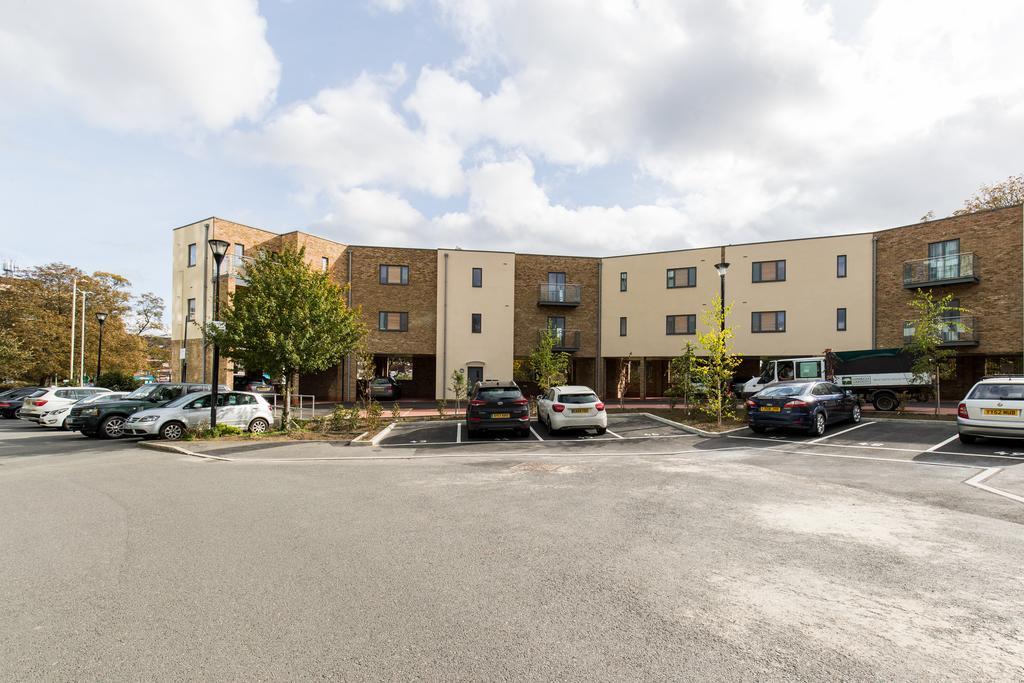 Abodebed Oval View Apartments 헤멜헴스테드 외부 사진
